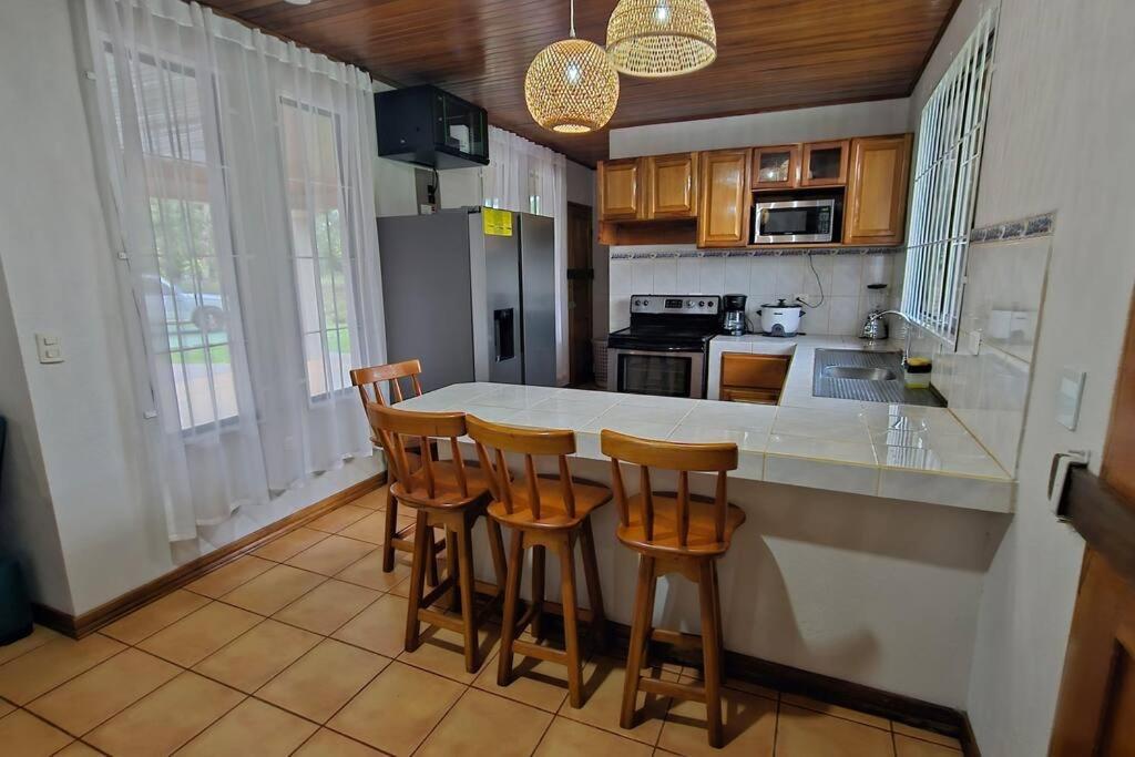 Casa Roble Fortuna La Fortuna Eksteriør bilde